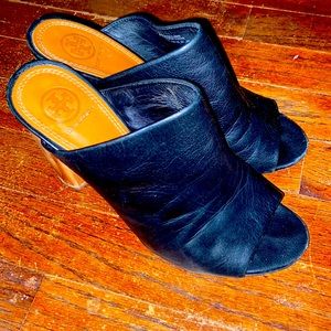 Tory Burch RAYA Leather Mule Sandal- Black (US 8M)